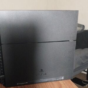 Sony PS4 Console - Black  With HDMI Cord Power Cord.  2 Controllers Black